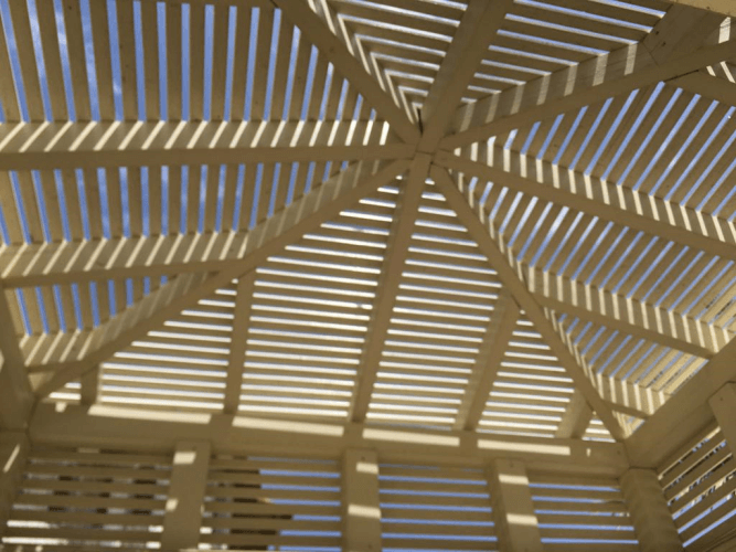 בניית פרגולה מעץ 2